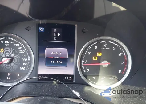 2016 Mercedes-Benz Glc 300 z USA, uszkodzony, nr VIN WDC0G4JB1GF051981